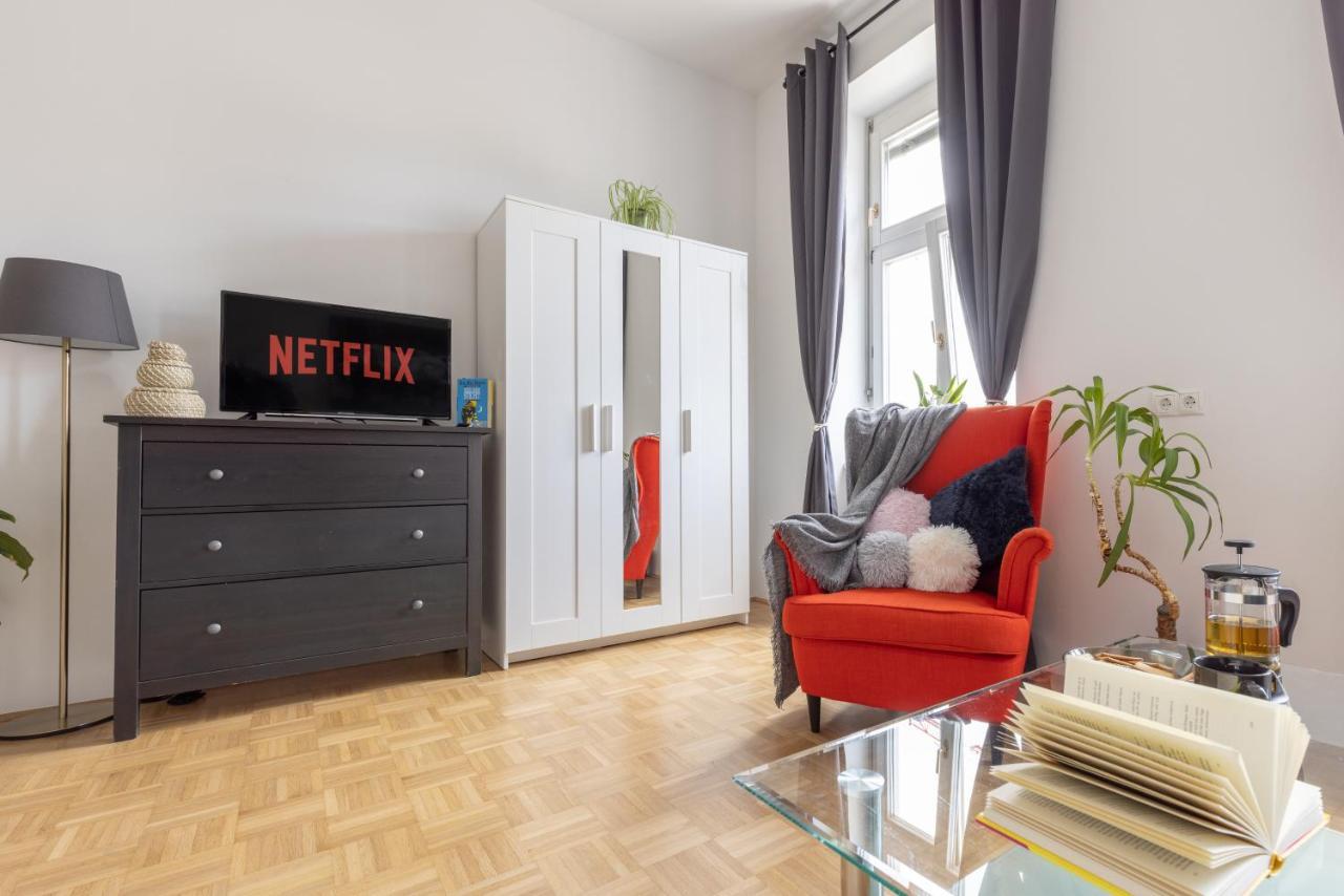 Yeshello Vienna Central Station Apartment エクステリア 写真