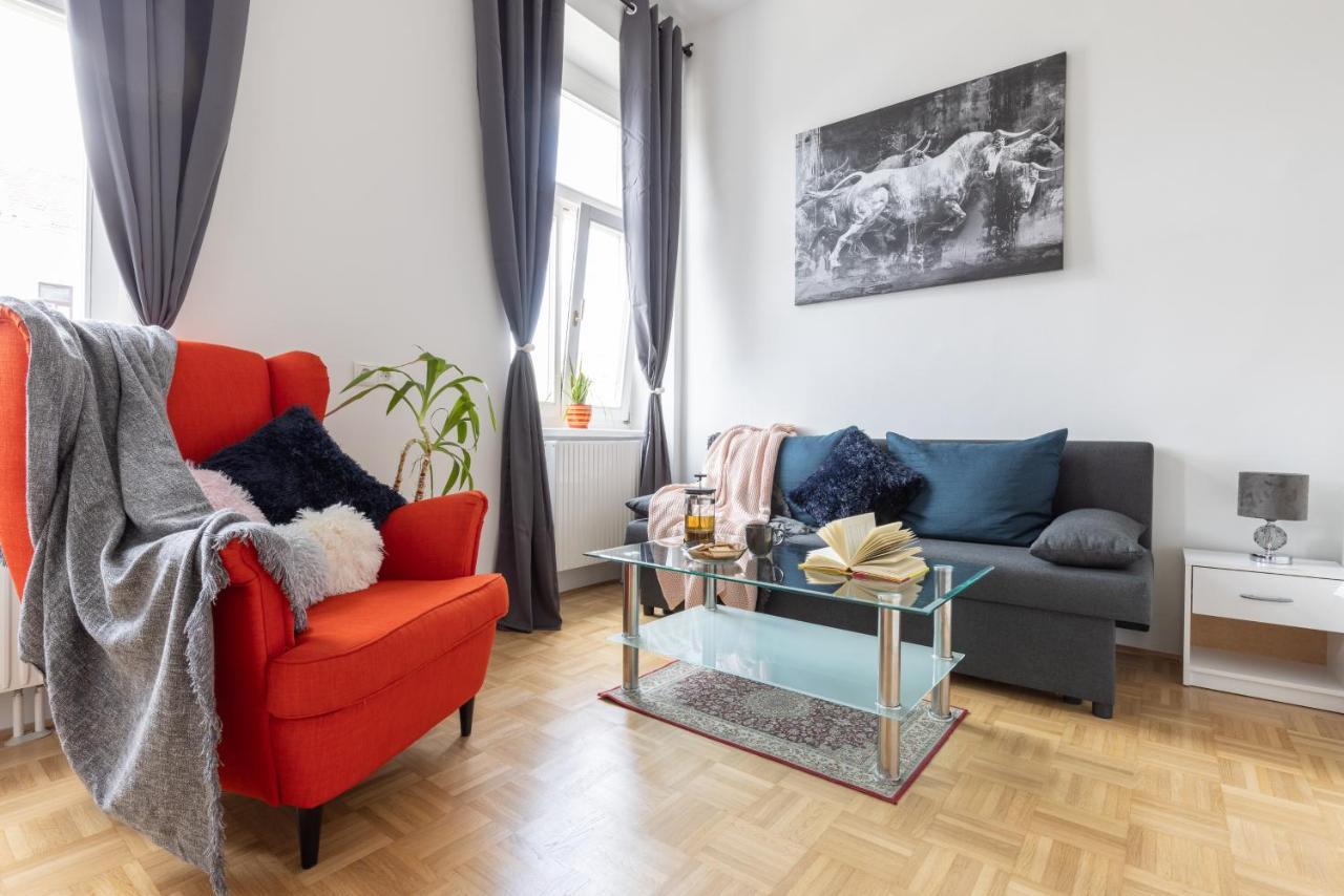 Yeshello Vienna Central Station Apartment エクステリア 写真